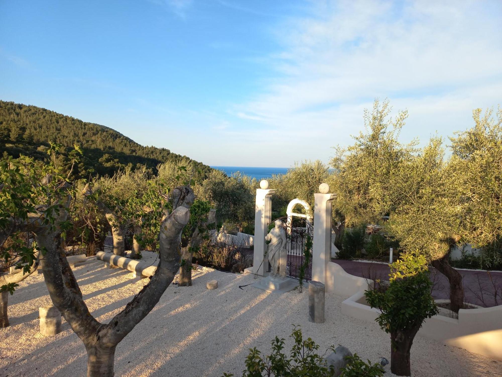 Hmo Glamping & Suites In Vignanotica Mattinata Room photo