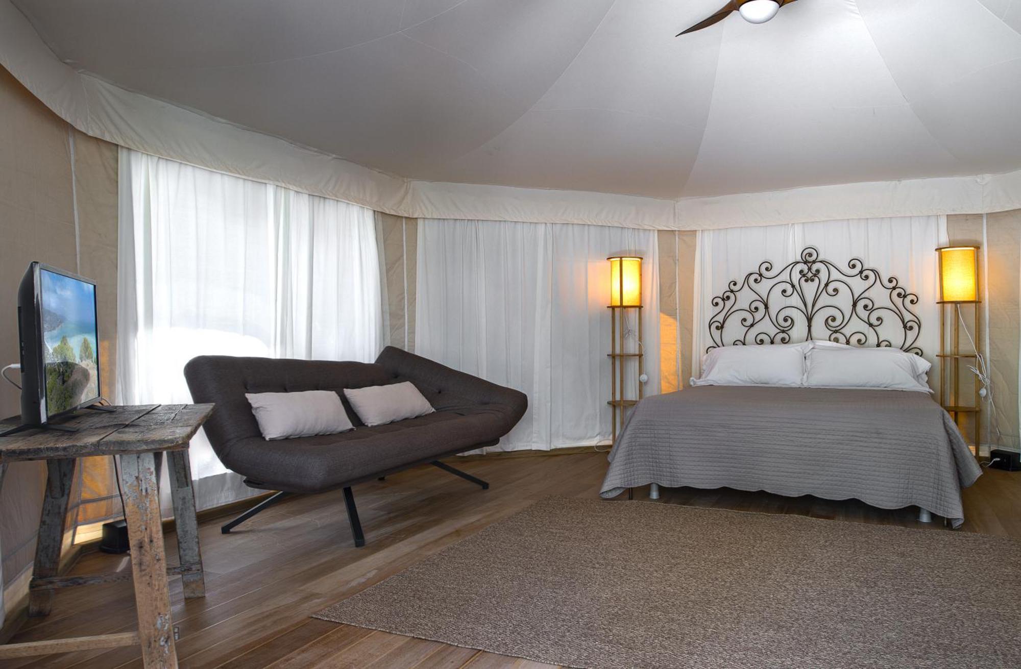 Hmo Glamping & Suites In Vignanotica Mattinata Exterior photo